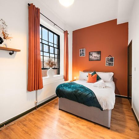 Spacious Birmingham City Apartment Exterior foto